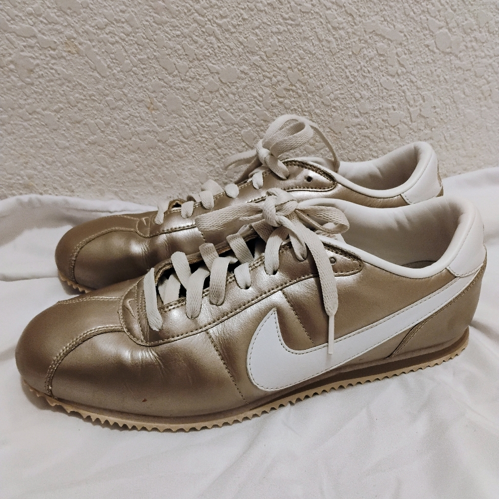 Gold Cortez Nikes - Picture 5 of 7